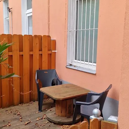 Green Apartment Km4 Studio With Terrace